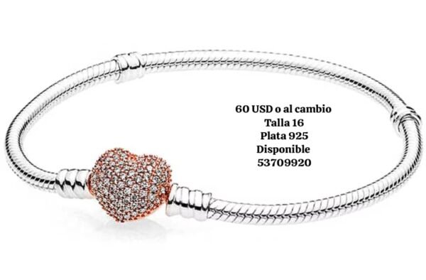 Pulsera flexible de corazón rosa 60 USD o al cambio. Talla 16