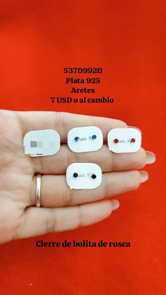 Piercing con cierre de bolita por detrás. De Plata 925 En 7 USD o al cambio (Circular)