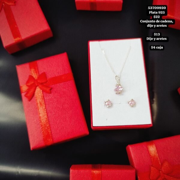 008 Conjunto rosado. Plata 925 ( $22 cadena ➕ dije ➕ aretes) ($13 dije y aretes)