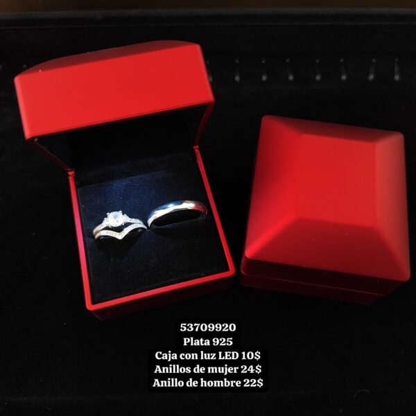 Caja con luz LED para joyas.