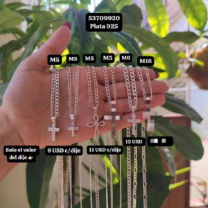 001 Dijes de cruz. Plata 925. En la foto inicial salen los valores de los dijes.