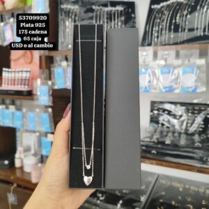 007 Cadena con dije. Plata 925.
