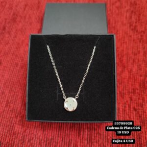 049 Cadena con dije. Plata 925