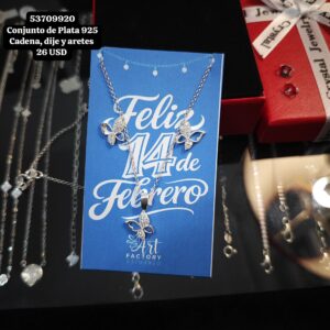 006 Conjunto de cadena, dije y aretes. USD o al cambio en cup. Plata 925