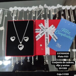 029 Conjunto de cadena, dije y aretes. USD o al cambio en cup. Plata 925